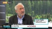 Stiglitz Says Raising Interest Rates Won